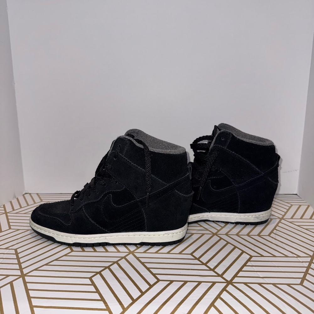 Nike Dunk Sky Hi hidden wedge suede sneakers - Picture 4 of 6